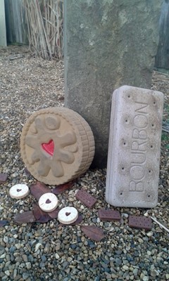image: hand-carved stone garden ornaments (sample 1)